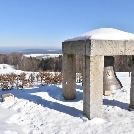 Tereza Benesov nad Cernou